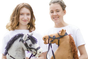 Lisa Filipsdotter och Elsa Högberg Foto: Cajsa Svensdotter 