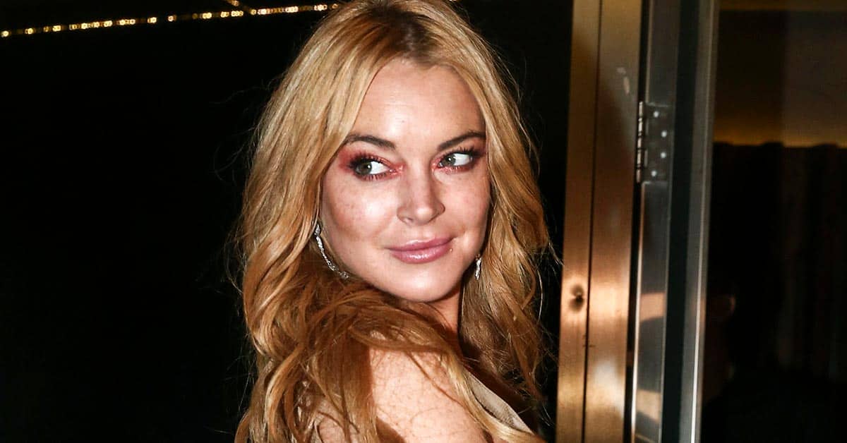 Lindsay Lohan stäms av bokförlag.