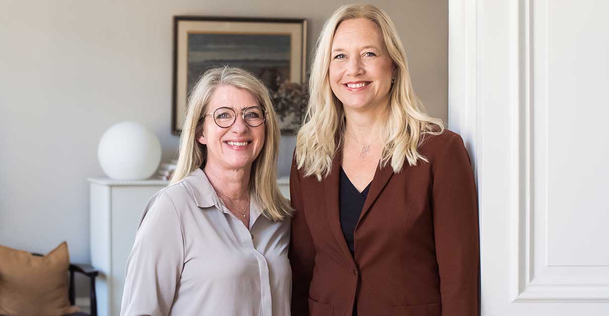 Bokförlager Own Your Book grundades av Anette Nyberg. Nu får hon förstärkning och en ny delägare i Pauline Riccius. Foto: Pressbild.