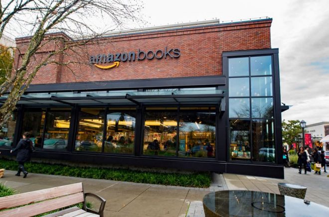 Amazon-Bookstore-Seattle-iStock-626915970