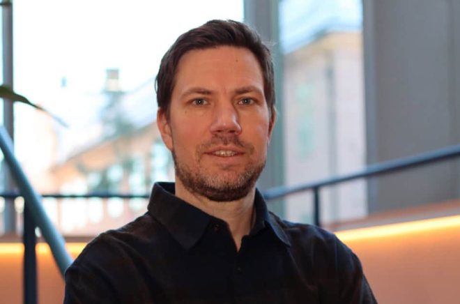 Författaren John Laselle släpper boken Tänk som en löpare. Foto: Daniela Spiroska