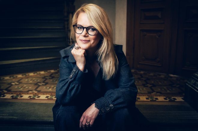 Författaren Malin Stehn har tagit steget från barnböcker till vuxenromaner. Foto: Rickard L. Eriksson.