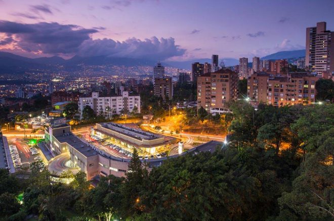 Här i Medellín, Colombias näst största stad, kommer Storytel att lansera sin ljudbokstjänst i samband med Medellíns bok- och kulturfestival. Foto: iStock.