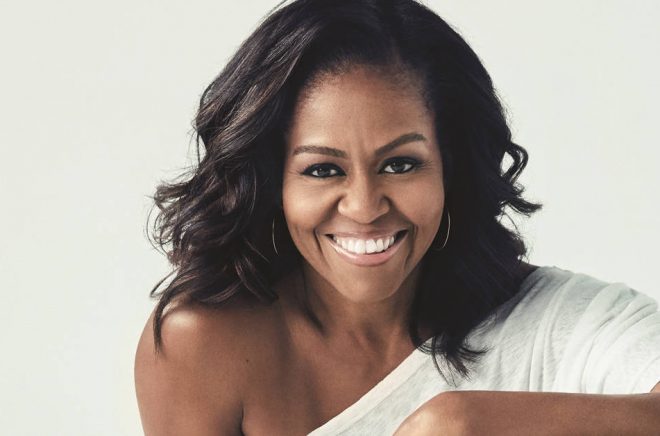 Michelle Obama gör succé med sin historia. Pressfoto: Mille Mobley.