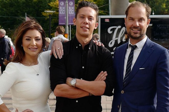 Författaren Pascal Engman flankerad av Christina Saliba, Mindmakers PR och Joakim Hansson, Nordin Agency.