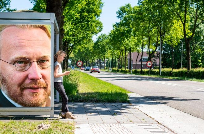 Pelle Andersson, förläggare (och förlagschef) på Ordfront Förlag. Foto: Jan-Åke Eriksson. Bakgrundsfoto: iStock. Montage: Boktugg.