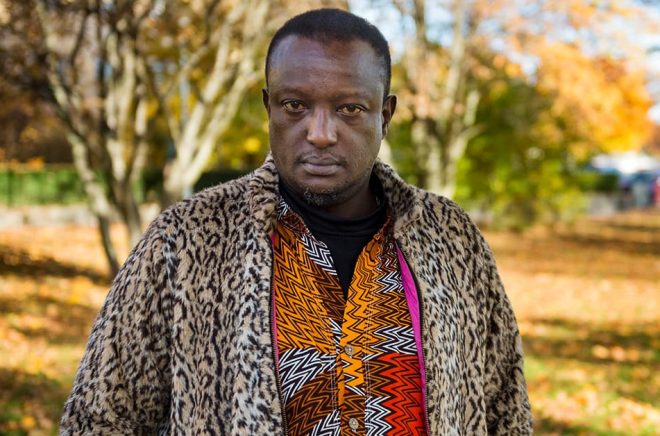 Den kenyanska författaren Binyavanga Wainaina har gått bort. Arkivbild: Vilhelm Stokstad/TT.