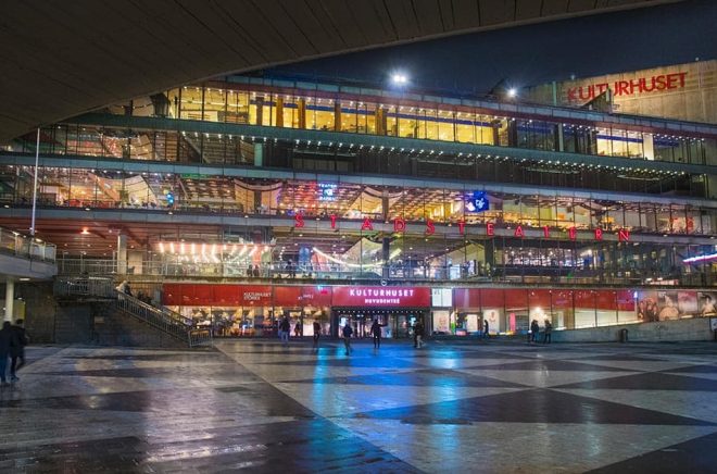 Fem internationella verk i svensk översättning har nominerats till Kulturhuset Stadsteaterns internationella litteraturpris. Arkivbild: Staffan Löwstedt/SvD/TT.