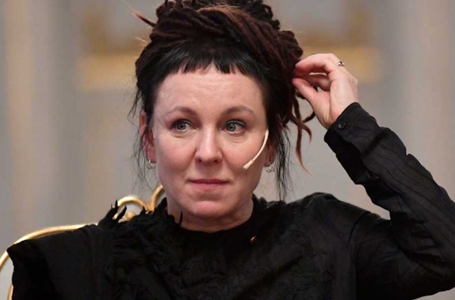 Olga Tokarczuk vid en pressträff i Börshuset i Stockholm. Arkivbild: Anders Wiklund / TT.