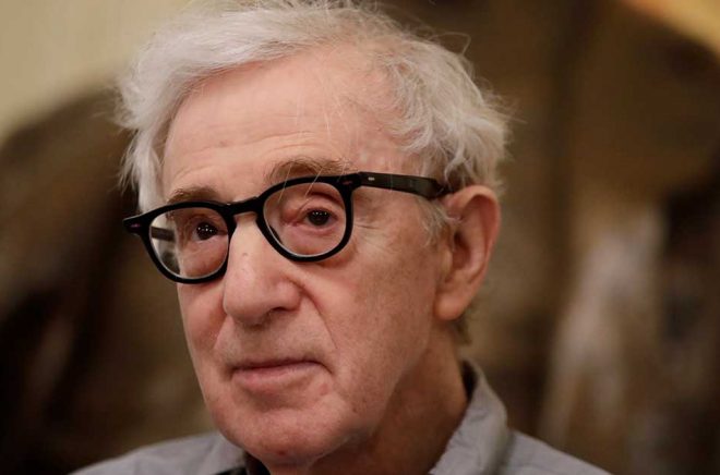 Woody Allen får till sist sina memoarer publicerade. Arkivbild: Luca Bruno/AP/TT.