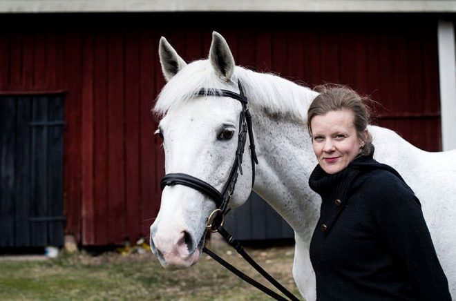 Författaren Gertrud Hellbrand skriver en spänningsserie som utspelar sig i ridsportsmiljö. Arkivbild: Pontus Lundahl/TT.