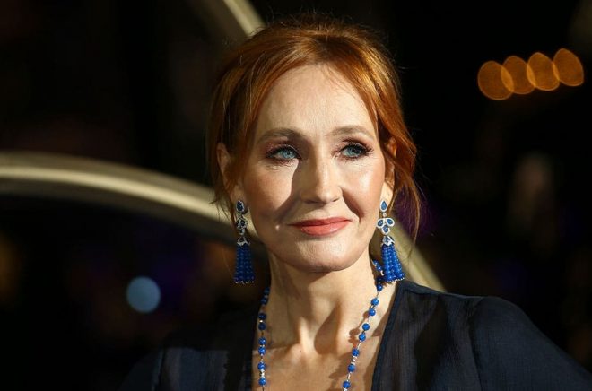 JK Rowling misstänker att hon har drabbats av coronaviruset. Arkivbild: Joel C Ryan/AP/TT.