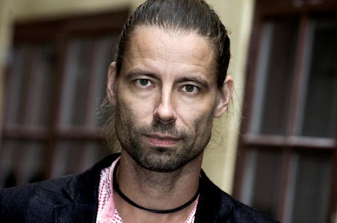 Författaren Peter Fröberg Idling kommer med en ny roman i höst. Arkivbild: Claudio Bresciani / TT.