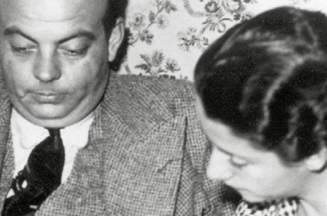 Antoine de Saint-Exupéry tillsammans med hustrun Consuelo. Arkivbild: AP/TT.