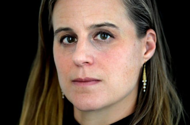 Amerikanska författaren Lauren Groff. Nu släpps hennes bästsäljare Matrix som handlar om något så udda som medeltida feminism i svensk översättning. Foto: Janerik Henriksson / TT