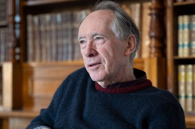 författaren Ian McEwan