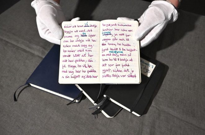 Jon Fosse har lämnat över ett stycke av sin skrivprocess till Nobelprismuseet. CLAUDIO BRESCIANI/TT
