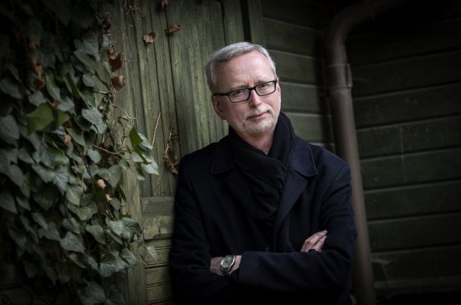 Dick Harrison, författare och professor, var förbjuden att läsa böcker under uppväxten. Nu varnar han för läskrisens effekter i en självbiografisk debattbok. Arkivbild: Johan Nilsson/TT.