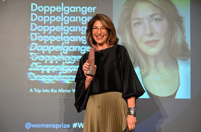 Naomi Klein blev den första mottagaren av Women's Prize for Nonfiction. Foto: MATT CROSSICK/AP/TT.