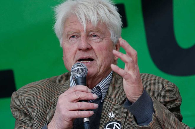 Stanley Johnson skrev en bok om virus för över 40 år sedan. Arkivbild: Alastair Grant.