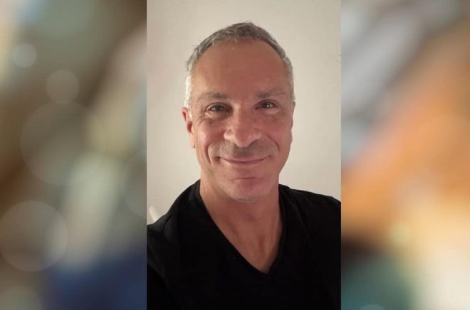 Henrik Ungerth släpper sonettkransen Kärlekshistoria