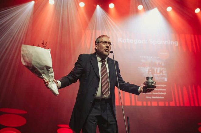 Anders Nilsson vinner Storytel Awards stora ljudbokspris i kategorin spänning med Slutet var bara början, första boken i Johan Falk serien.