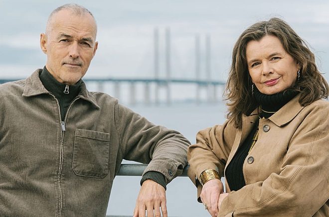 Deckarstjärnorna Nis Jakob och Jeanette Bergenstav skriver serien Blod över Öresund tillsammans. Pressbild.