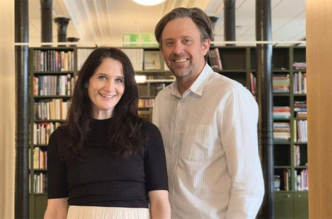 Norstedts Spektra leds av Adam Dahlin som litterär chef och Erika Degard som publicistiskt ansvarig förläggare. Pressbild.