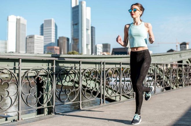 Många löpare har tränat för Frankfurt Maraton som skulle ägt rum den 31 oktober 2021. Nu ställs den in. Veckan innan ska den internationella bokmässan arrangeras i samma stad. Foto: iStock.