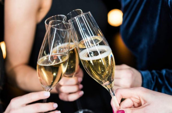 Egen alkohol får inte längre medtagas och hanteras på Svenska Mässan i Göteborg. Det var en av de mest lästa nyheterna på Boktugg 2018. Foto: iStock