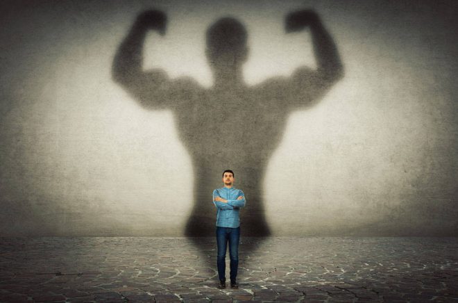 Ska din ordinära huvudperson förvandlas till hjälte under berättelsens gång? Karaktärsutveckling handlar om förändring som kan vara mer eller mindre dramatisk. Foto: iStock.