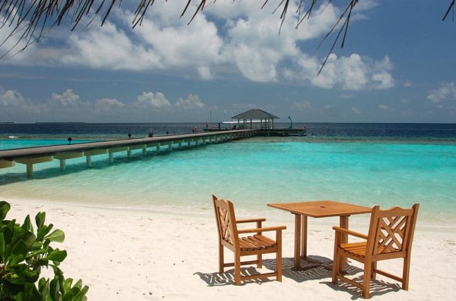 Vad sägs om att jobba 12 månader på en lyxig resort på en ö i Maldiverna med start i höst? Foto: iStock.