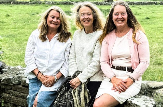 Styrelsen för nybildade Ölands Litterära förening. Från vänster: Elisabeth Öhman, Grethe Rottböll, Kristina Sjögren. Foto: Ole Sund.