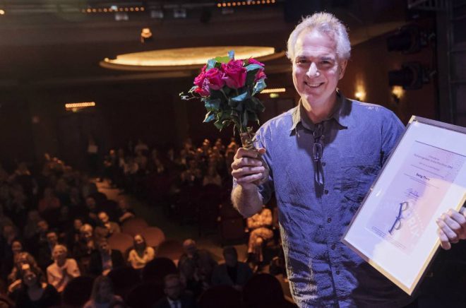 Fotografen Paul Hansen vinner Publishingpriset för sin bok Being There. Foto: Stina Stjernkvist