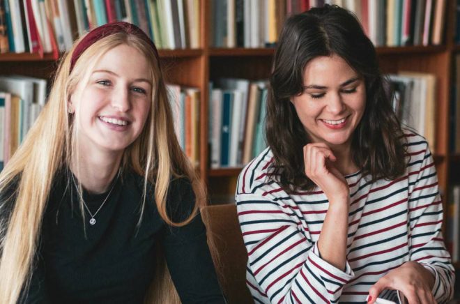 Elisabeth Nilsson och Nora El Sharif står bakom podcasten Bokbranschen. Foto: Privat