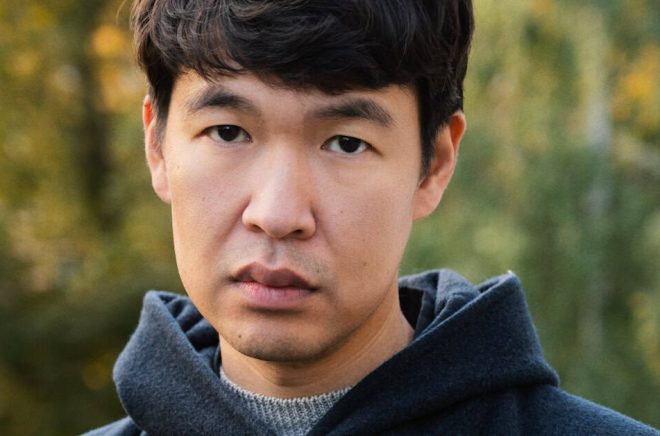 Quynh Tran, född 1989, är uppvuxen i Jakobstad i Finland och bosatt i Malmö. Pressbild: Kevin Chang/Albert Bonniers Förlag